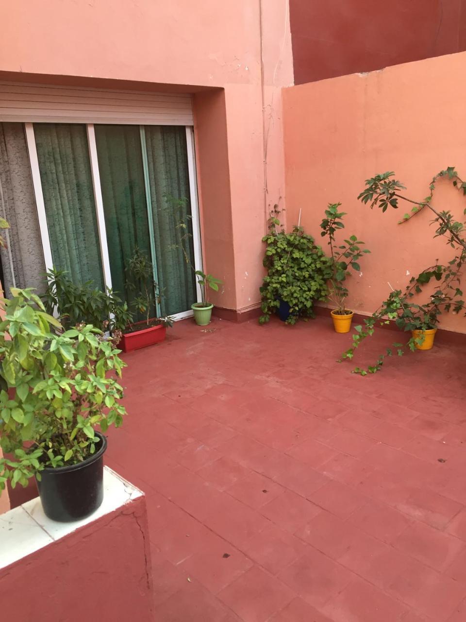 Property Located In A Quiet Area Near The Train Station Casablanca Extérieur photo